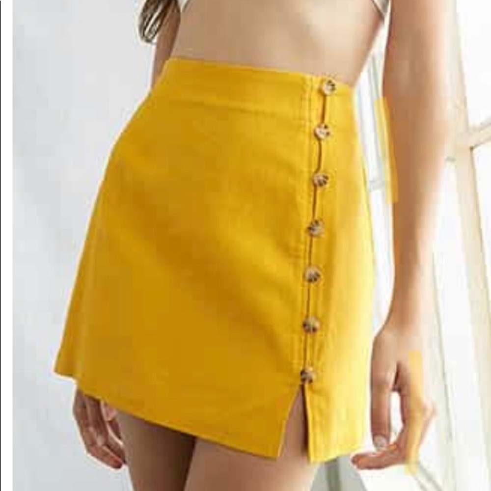Front button mini skirt with slit
